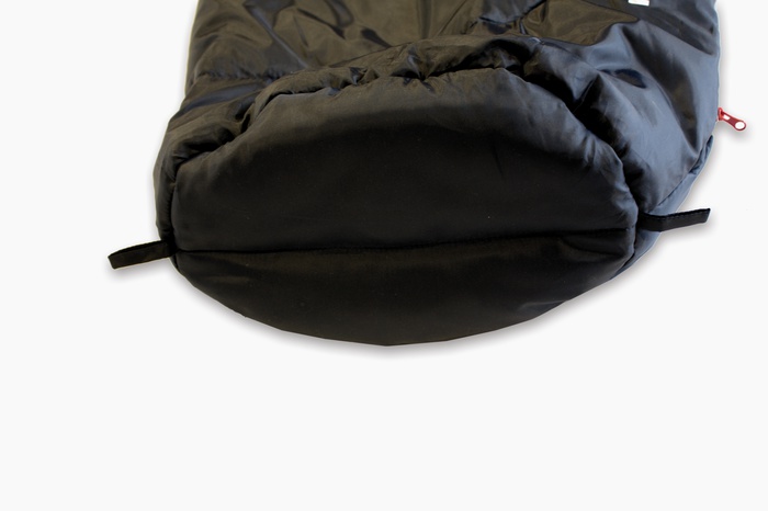 Легкий спальный мешок для летних походов High Peak Action 250